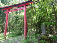 上坊神社